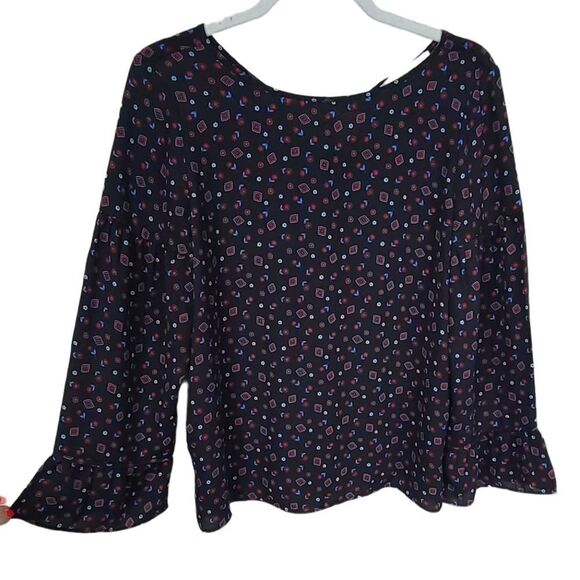 LOFT Petite Black Geo Floral Bell Sleeve Mixed Media Top Women's Blouse XSP - Picture 14 of 14